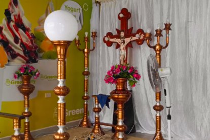 En el barrio que ella creció prepararon su velatorio.

ag - periodista
ag - granasa