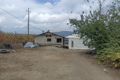 En San Fernando los comuneros evitaron que el cuerpo sea trasladado al Centro Forense.