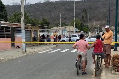 El Florón, en Portoviejo, se 'tiñó' de rojo sangre.