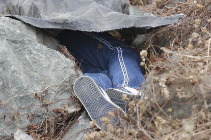 El cuerpo fue cubierto. Lo hallaron en una urbanización de Daule.