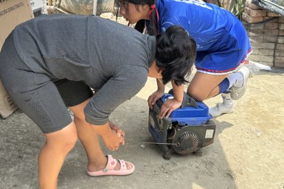 Por los apagones en el país, el respirador de Yaneisy debe estar conectado a un generador.