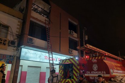 Los enseres de la casa se quemaron todo.