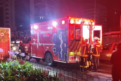 Los bomberos dieron recomendaciones a los moradores.