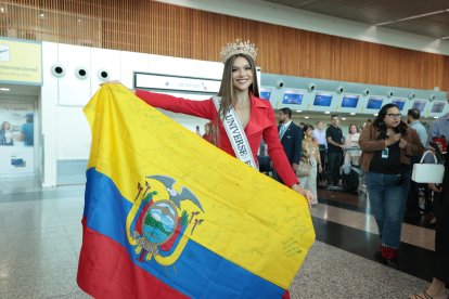 Mara Topic va rumbo al Miss Universo 2024 en México.