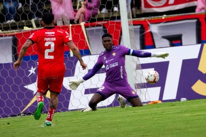 El arquero está en su mejor momento y es la ‘muralla’ del Rojo