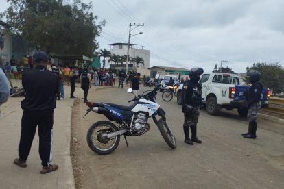 Los disparos se escucharon tanto que los moradores salieron a ver lo que pasaba.