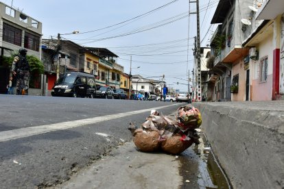 Un objeto extraño causó alarma por posible explosión.