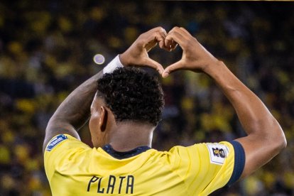 Gonzalo Plata se mando un doblete ante Bolivia.