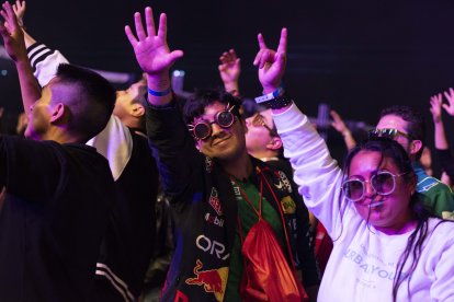 Los fanáticos disfrutaron por más de nueve horas de sus productores favoritos.