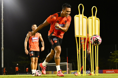Colombia se entrena para medir a Ecuador.