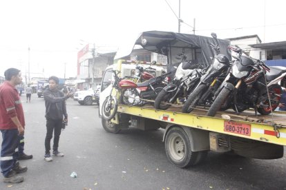 Varias motos fueron retenidas durante el operativo.