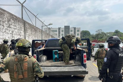 En el operativo se pudo evidenciar que él estaba en el vehículo.