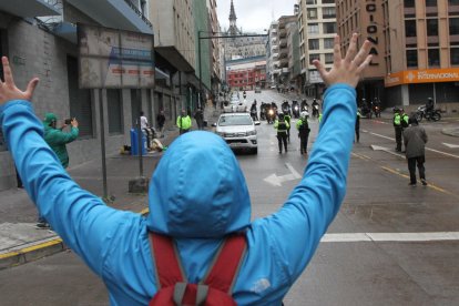 Las manifestaciones iniciaron a las 16:00 en Quito.