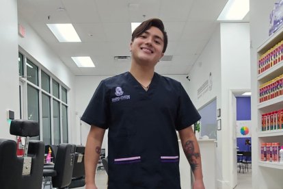 Mauricio ‘El Cuy’ Altamirano estudiará en la escuela de belleza Embelleze Beauty School Broward, en Miami.