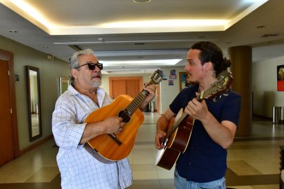 Héctor Napolitano y su hijo Lucas Napolitano