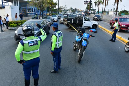 El pasado 17 de noviembre, durante las horas de apagones, se produjo un accidente mortal en la avenida de las Américas.