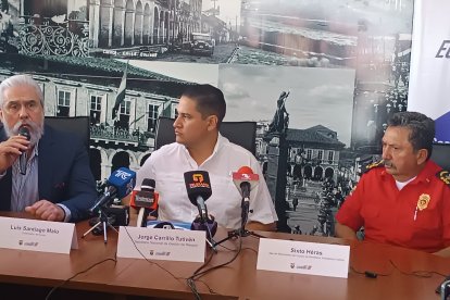 Las autoridades de Gobierno ofrecieron un informe de la situación actual de los incendios en Cuenca.