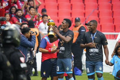 La Tukita Ordóñez estuvo feliz durante la celebración.