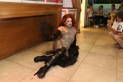 Detrás de Máxima está Maiquel, un estilista venezolano de 25 años.