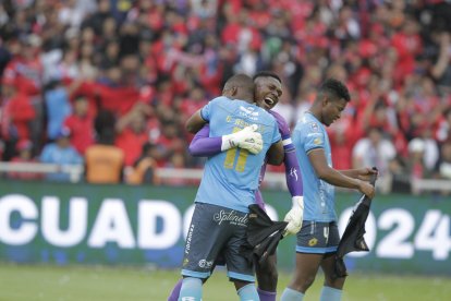 El arquero David Cabezas resaltó la unión del plantel de El Nacional.