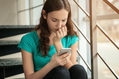 Se puede contactar a familiares o amigos si el deudor ha dado su consentimiento expreso