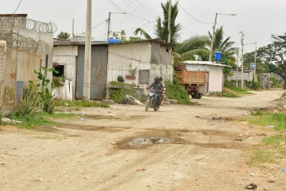 En este sitio fue asesinado Juan David Valera Pinargote.