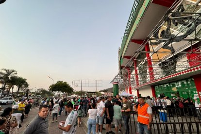 Se espera un escenario deportivo lleno de hinchas de La Capira.