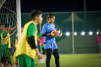 En Arabia Irene evita usar pantalonetas ajustadas en público.