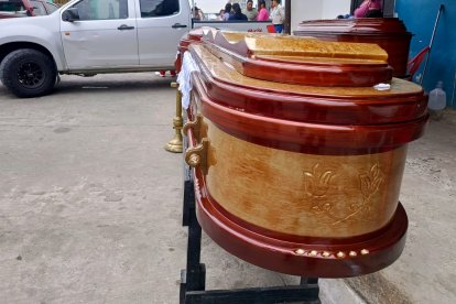 Los cuerpos fueron retirados luego de ser identificados en Quinsaloma.