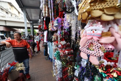 Luis Alonso esperaba a que su clientela ‘asomara’. No quiere quedarse ‘varado’ este año.