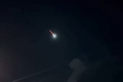 El meteorito se desvaneció en la atmósfera.