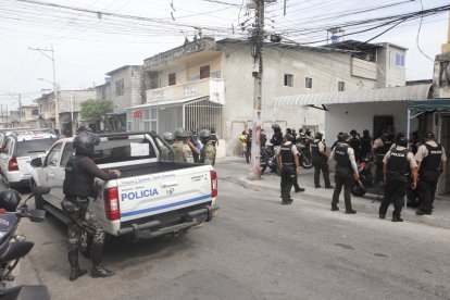 Agentes policiales se mantienen en alerta ante posibles hechos violentos en el distrito sur. Efectuarán operativos preventivos constantes, para disminuir riesgos.