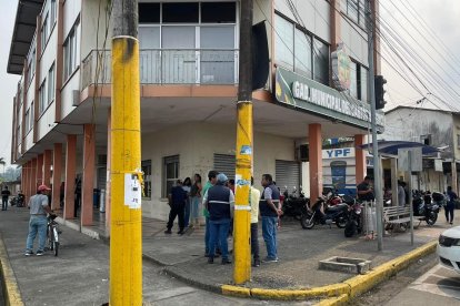 Delincuentes entraron al área de recaudación del GAD del cantón Valencia.