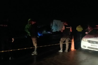 Personal de auxilio estaba en la vía Loja - Catamayo.