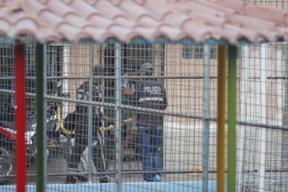 El hecho se produjo en la ciudadela El Recreo. Agentes policiales acudieron a la zona para investigar.