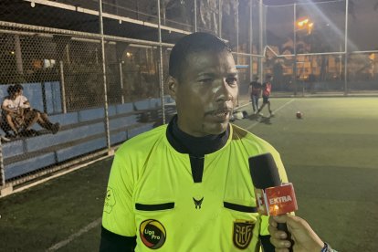 Jorge Trujillo, el árbitro del torneo de Durán.