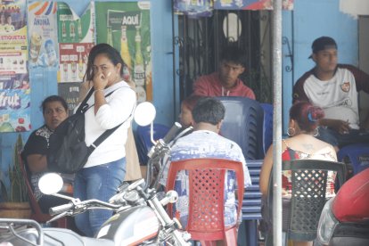 En las paredes de la casa se observaban los agujeros producto de los impactos de proyectil.