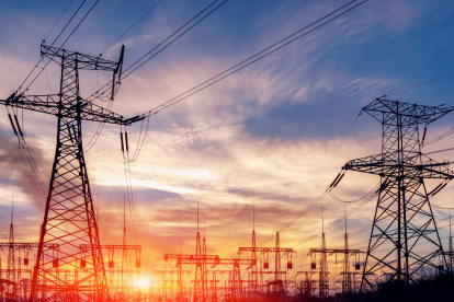 Los cortes de luz en Ecuador se reducen a dos horas diarias.