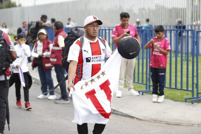 Independiente del Valle y Liga de Quito se enfrentan este sábado 14 de diciembre.