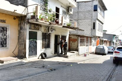 El crimen se registró en la planta baja.