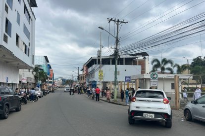 Unidades policiales llegaron a tomar procedimiento del hecho violento.