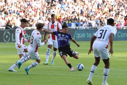 Los negriazules no han logrado superar a los albos en las finales.