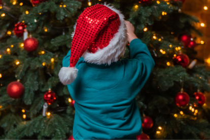 La decoración del árbol de Navidad les parece aburrido.