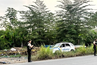 La mujer fue hallada sin vida en el sitio.