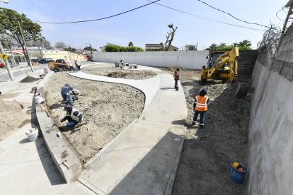 Los trabajos ya se realizan en esta zona de La Alborada.