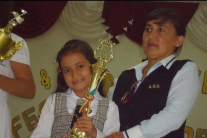 Romina se destacó en concursos de talento desde muy temprana edad.