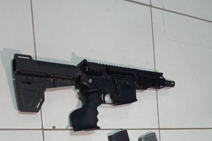 Armas y municiones incautadas.