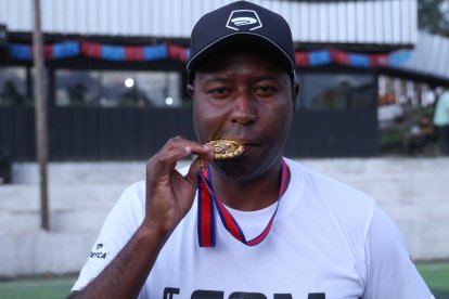 Kinito Méndez fue el refuerzo estrella de los campeones.