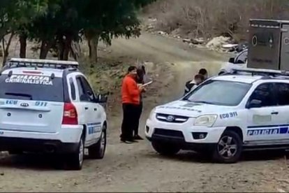 Un macabro hallazgo se dio en un camino vecinal de Montecristi.