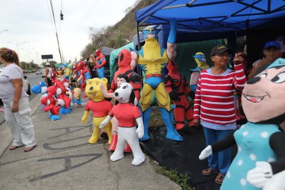 Rosa Elena tiene un montón de opciones para ofrecer al público.